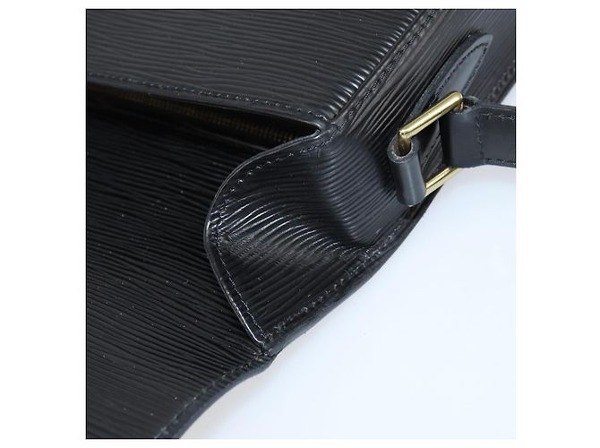 LOUIS VUITTON Borsa a Spalla Epi Saint Cloud GM Nera M52192 LV Auth ep11725 Nero - vista 9