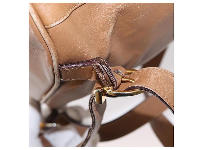 Zaino in pelle beige oro Auth 152109 di Salvatore Ferragamo - vista 9