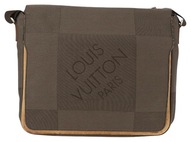 LOUIS VUITTON Borsa a Spalla Messaggero Damier Geant Tail M93030 LV Auth 149506 - vista 13