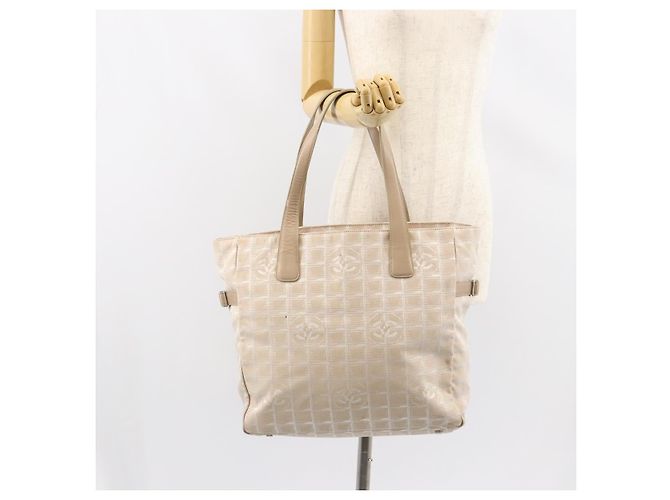 CHANEL Nuova Borsa Tote da Viaggio in Nylon Rosa CC Auth SW1851 - vista 25