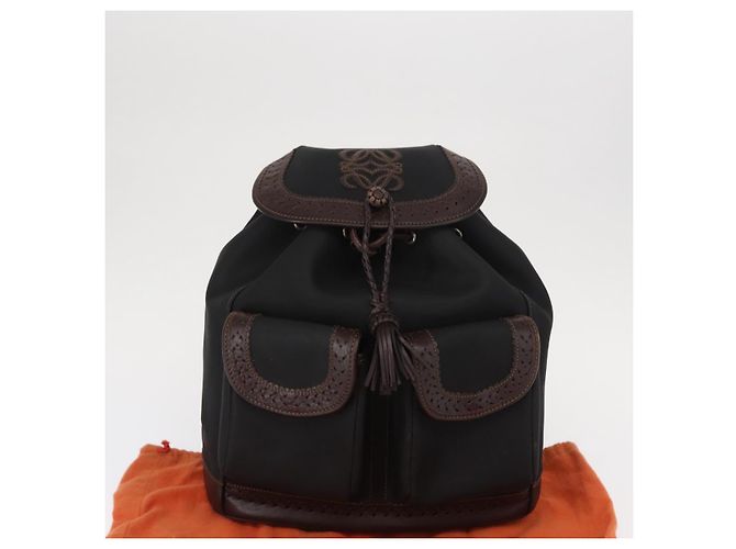 Zaino LOEWE in tela PVC nero e oro Auth 150809 D'oro - vista 12