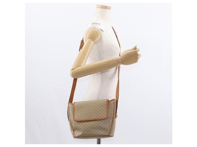 Céline Borsa a Spalla in Tela Macadam CELINE PVC Beige Oro Auth 152081 D'oro - vista 24