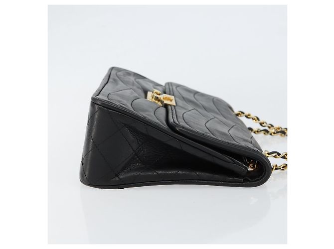 Borsa a Spalla CHANEL in Pelle di Agnello Nera Oro CC Auth bs30716 Nero D'oro - vista 3