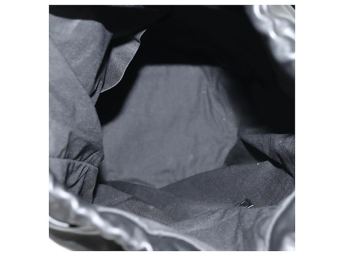 Autre Marque Borsa a spalla a secchiello in pelle forata nera Auth BA6816M di BOTTEGA VENETA Nero - vista 10
