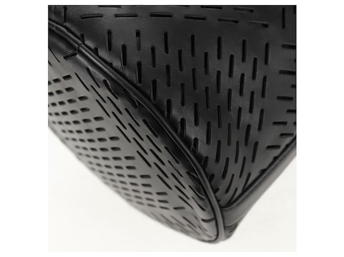 Autre Marque Borsa a spalla a secchiello in pelle forata nera Auth BA6816M di BOTTEGA VENETA Nero - vista 17