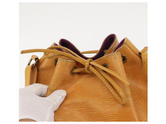 Noe LOUIS VUITTON Borsa a Spalla Petit Noé Epi Gialla M44109 LV Auth BA6680 Giallo - vista 18