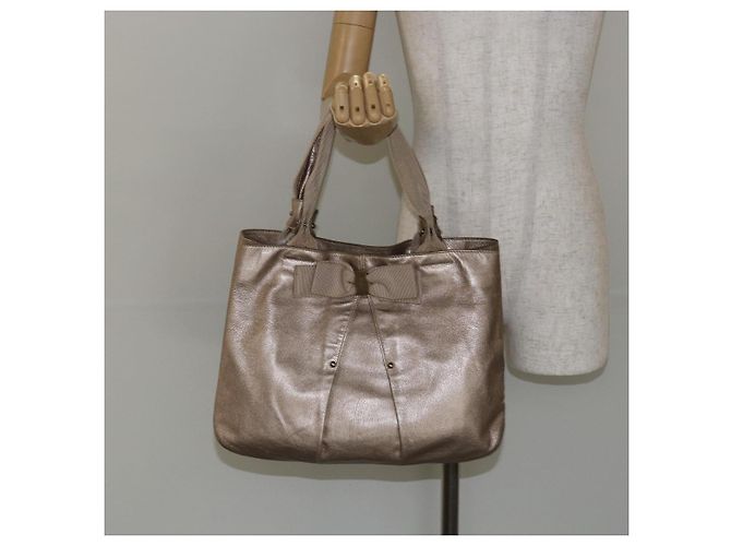 Borsa a mano Vala in pelle beige e oro Auth BA5699 di Salvatore Ferragamo D'oro - vista 23