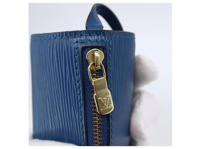 LOUIS VUITTON Pochette Soufflot Epi Blu LV Auth ep11230 - vista 10