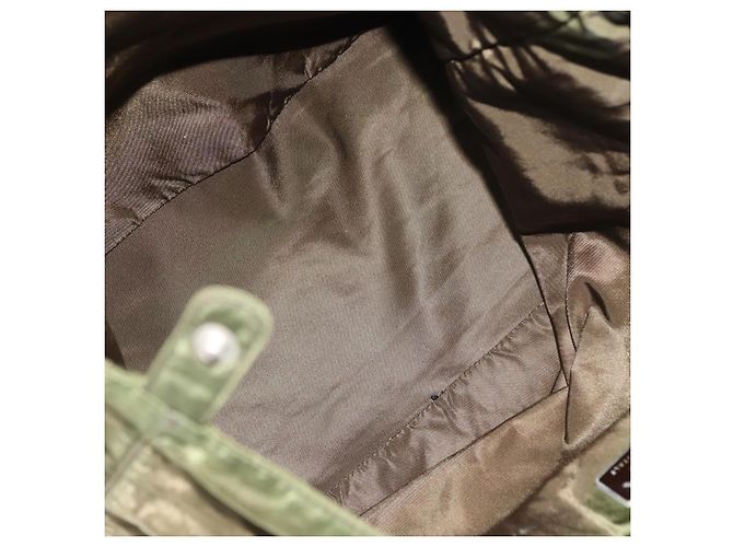 Borsa Tote Prada in nylon khaki Auth bs30124 Cachi - vista 10