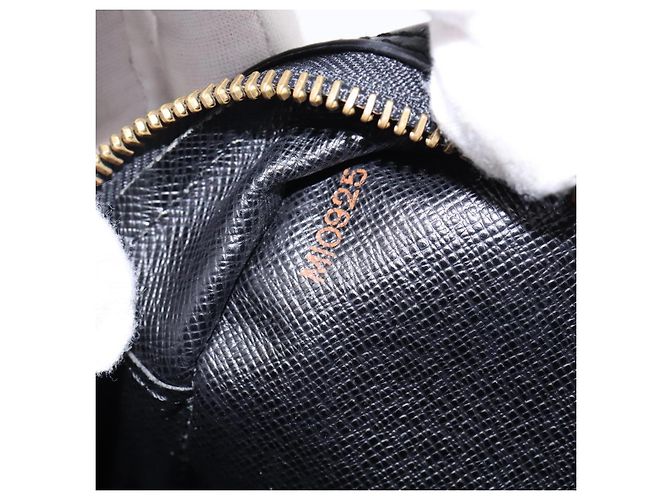LOUIS VUITTON Borsa a Spalla Epi Trocadero 27 Nera M52312 LV Auth 148060 Nero - vista 12