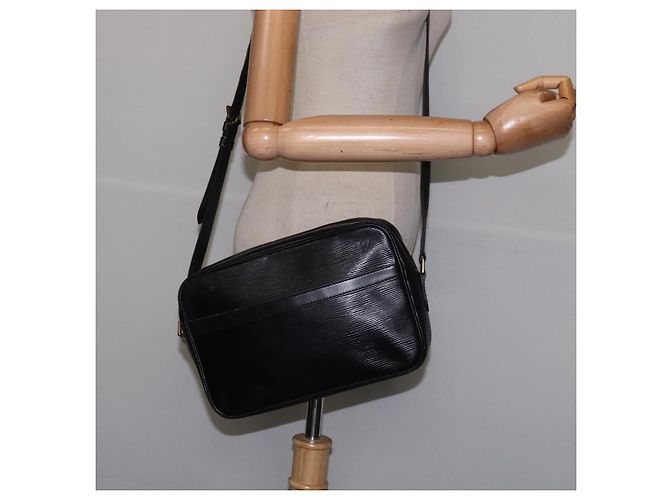 LOUIS VUITTON Borsa a Spalla Epi Trocadero 27 Nera M52312 LV Auth 148060 Nero - vista 22