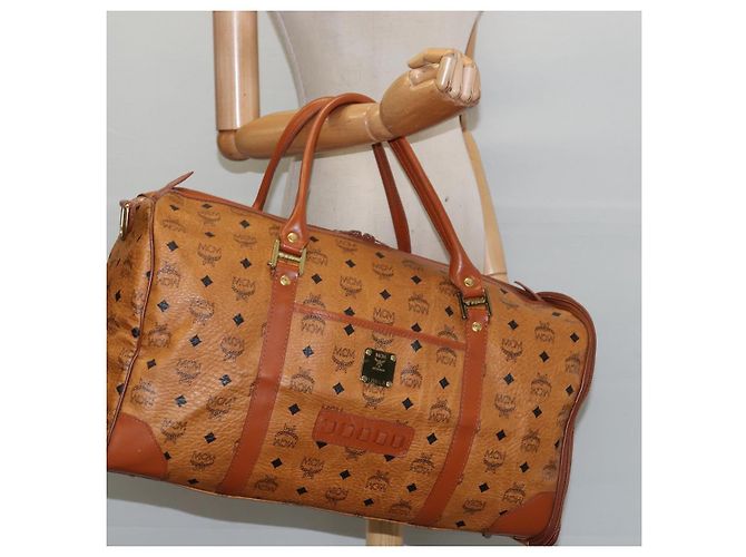 Borsa Boston MCM Logogram Vicetos PVC Marrone Oro Auth 146828 D'oro - vista 21