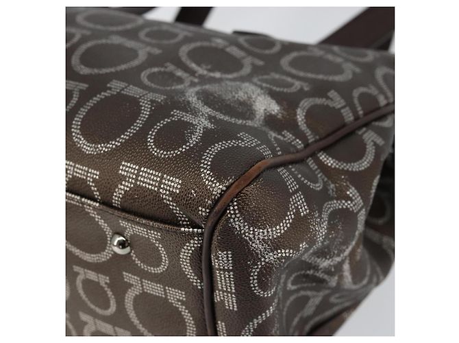 Borsa a Spalla Gancini in Pelle Marrone Argento Auth BA7992 di Salvatore Ferragamo - vista 15