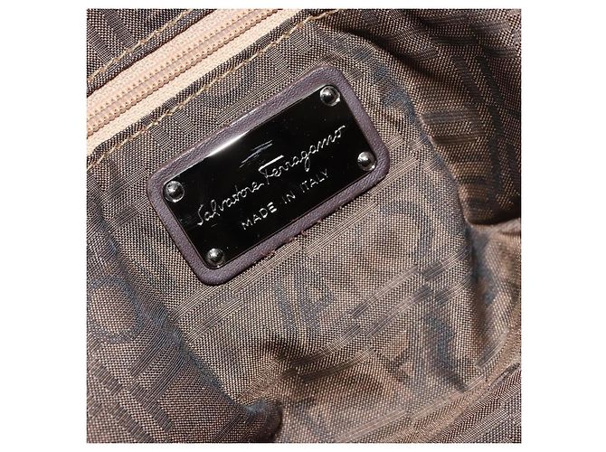 Borsa a Spalla Gancini in Pelle Marrone Argento Auth BA7992 di Salvatore Ferragamo - vista 19