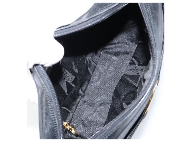 Borsa a Spalla Vala in Pelle Nera e Oro Salvatore Ferragamo Auth BA7671 Nero D'oro - vista 11