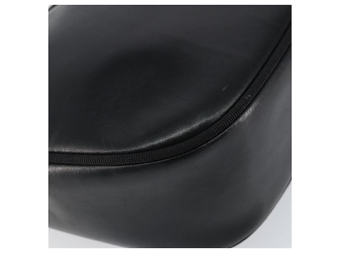 Borsa a Spalla Vala in Pelle Nera e Oro Salvatore Ferragamo Auth BA7671 Nero D'oro - vista 16