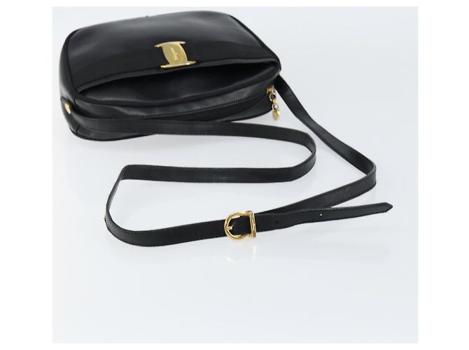 Borsa a Spalla Vala in Pelle Nera e Oro Salvatore Ferragamo Auth BA7671 Nero D'oro - vista 7