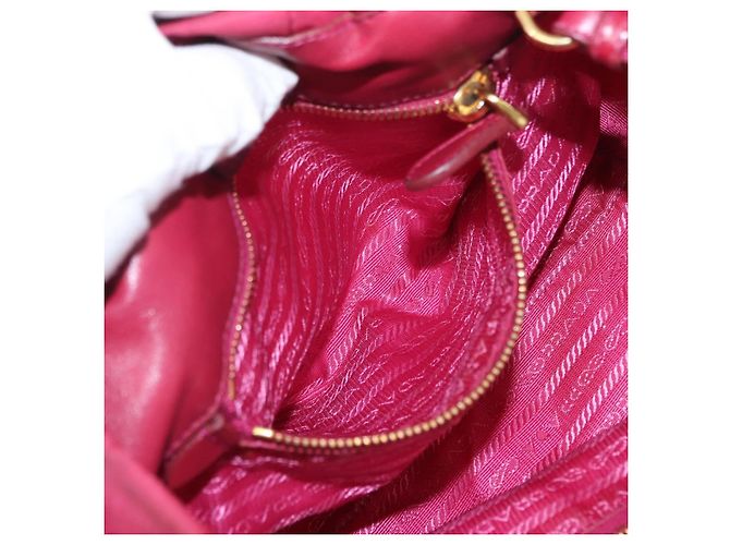Ribbon Borsa a mano in nylon PRADA con nastro 2 in 1 Rosso Oro Auth 151316 D'oro - vista 23