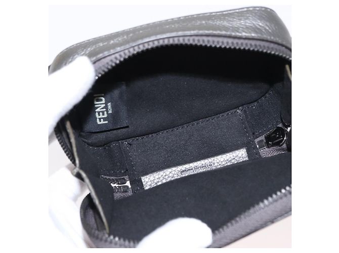 FENDI Schultertasche aus Leder Silber Authentisch bs30741 - Ansicht 10