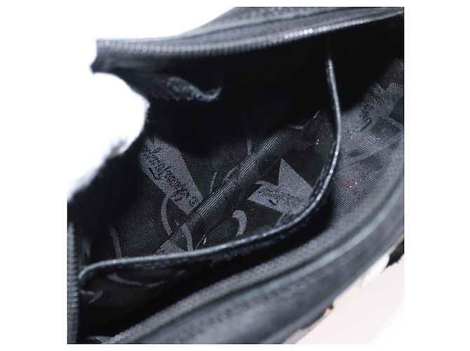Borsa a Spalla Vala in Pelle Nera e Oro Salvatore Ferragamo Auth BA7662 Nero D'oro - vista 21