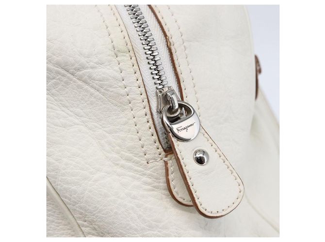 Borsa Tote Gancini Marissa in pelle bianca e argento di Salvatore Ferragamo Auth bs30082 - vista 10
