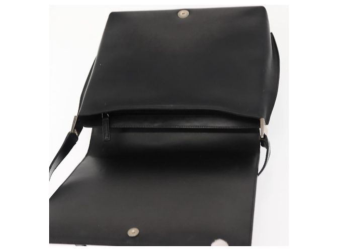 Gucci Borsa a Spalla in Pelle Nera Argento Auth 148273 Nero - vista 10