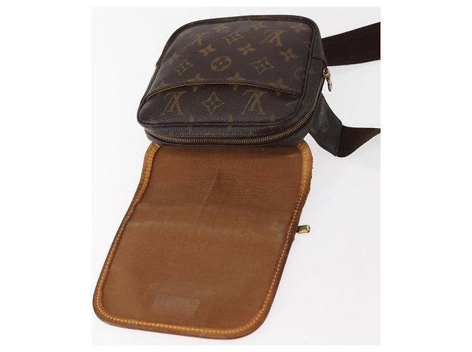LOUIS VUITTON Monogram Bumback Bosphore Schultertasche M40108 LV Auth bs30108 Monogramm - vue 10