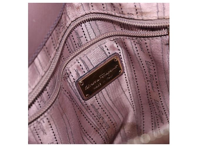Gancini Handtasche aus Leder in Lila und Gold Auth 146846 von Salvatore Ferragamo Golden - Ansicht 18