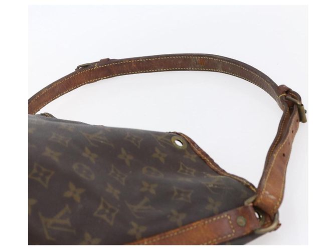 Noe LOUIS VUITTON Monogram Petit Noé Schultertasche M42226 LV Auth 149034 Monogramm - Ansicht 8
