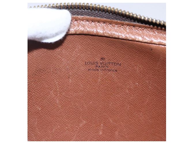 LOUIS VUITTON Clutch Marly Dragonne PM Monogram M51827 LV Auth 148700 Monogramma - vista 17