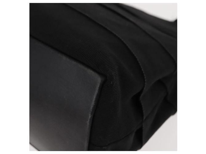 Sac à main Vala en toile noire et argent de Salvatore Ferragamo Auth BA7330 Argenté - vue 16