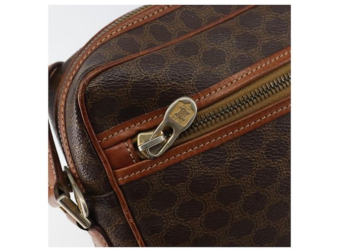 Céline Borsa a Spalla in Tela Macadam CELINE in Pelle PVC Marrone Oro Auth ep11508 D'oro - vista 15
