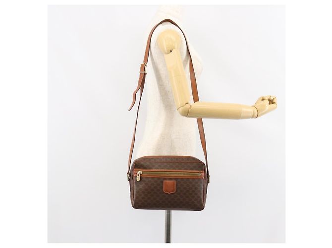 Céline Borsa a Spalla in Tela Macadam CELINE in Pelle PVC Marrone Oro Auth ep11508 D'oro - vista 23
