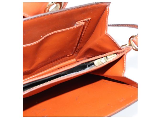 Borsa a Spalla Capuchin Epi Louis Vuitton Marrone M52343 LV Auth BA7425 - vista 18