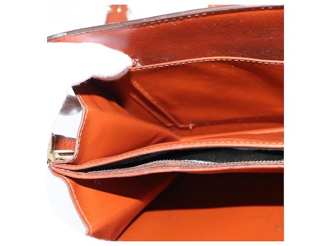 Borsa a Spalla Capuchin Epi Louis Vuitton Marrone M52343 LV Auth BA7425 - vista 19