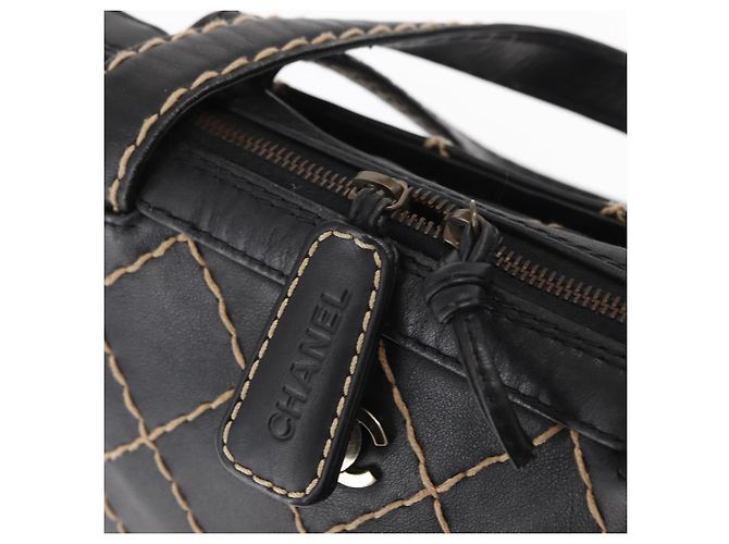 CHANEL Borsa a Mano Wild Stitch in Pelle di Agnello Nera CC Auth BA8410 Nero - vista 10