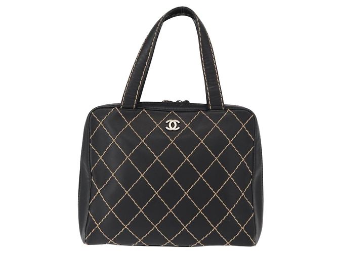 CHANEL Borsa a Mano Wild Stitch in Pelle di Agnello Nera CC Auth BA8410 Nero - vista 13