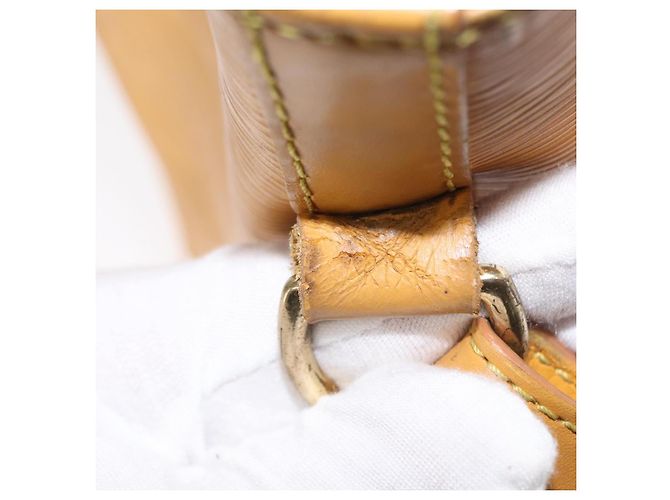 Noe LOUIS VUITTON Borsa a Spalla Petit Noé Epi Gialla M44109 LV Auth BA8332 Giallo - vista 12