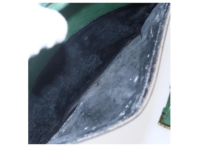 LOUIS VUITTON Bolsa de Ombro Epi Jeune Fille MM Verde M52154 LV Auth ka206 - vista 11