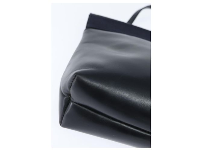Borsa a Spalla Vala in Pelle Blu Navy e Oro di Salvatore Ferragamo Auth bs30511 D'oro - vista 10