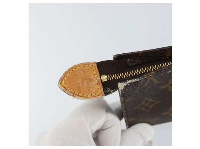 LOUIS VUITTON Monogram Bucket GM Accessory Pouch Vintage LV Auth th6481 Monograma - vista 9