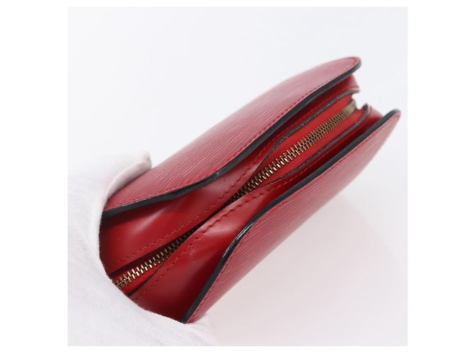 LOUIS VUITTON Pochette Dauphine PM Epi Rosso Castigliano M48447 LV Auth BA7421 - vista 5