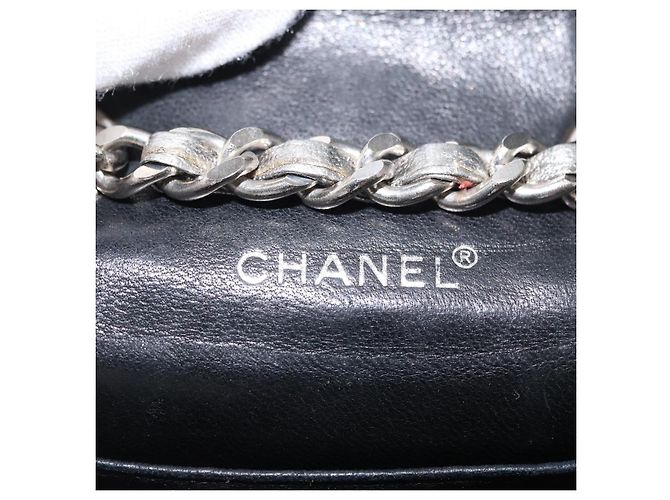 CHANEL Borsa a Mano Matelassé con Catena in Pelle di Agnello CC Argento Auth 148202 - vista 18