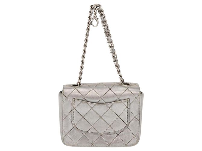 CHANEL Borsa a Mano Matelassé con Catena in Pelle di Agnello CC Argento Auth 148202 - vista 3
