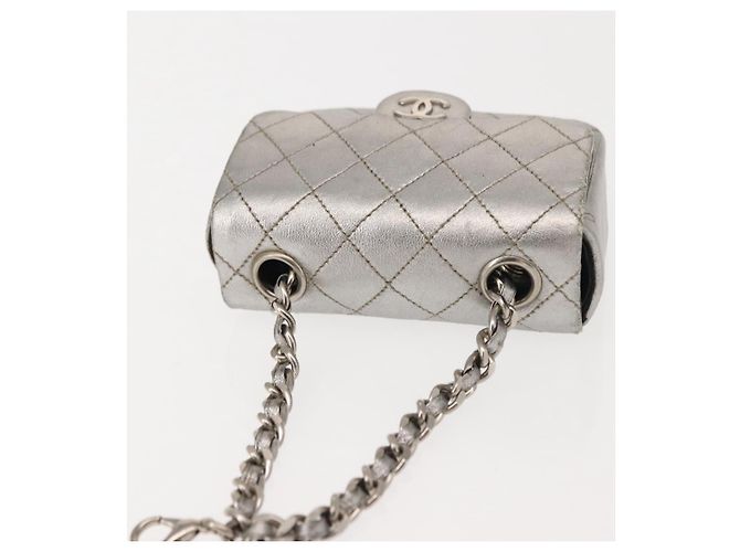 CHANEL Borsa a Mano Matelassé con Catena in Pelle di Agnello CC Argento Auth 148202 - vista 6