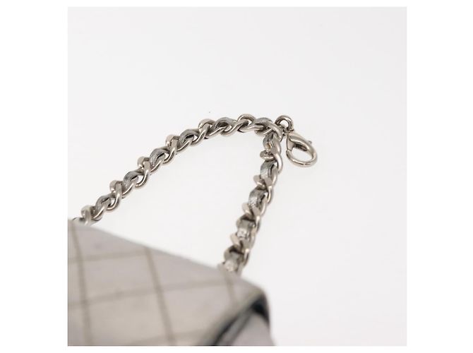 CHANEL Borsa a Mano Matelassé con Catena in Pelle di Agnello CC Argento Auth 148202 - vista 8
