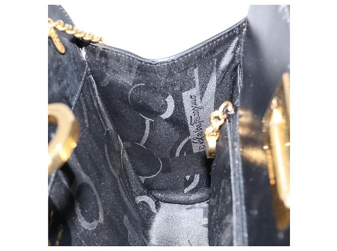 Bolsa de Ombro em Couro Gancini Chain Salvatore Ferragamo Preto Dourado Auth BA7978 - vista 17