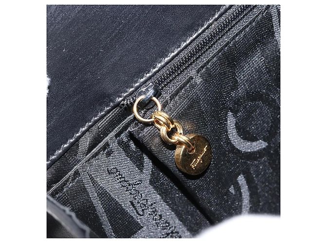 Bolsa de Ombro em Couro Gancini Chain Salvatore Ferragamo Preto Dourado Auth BA7978 - vista 19