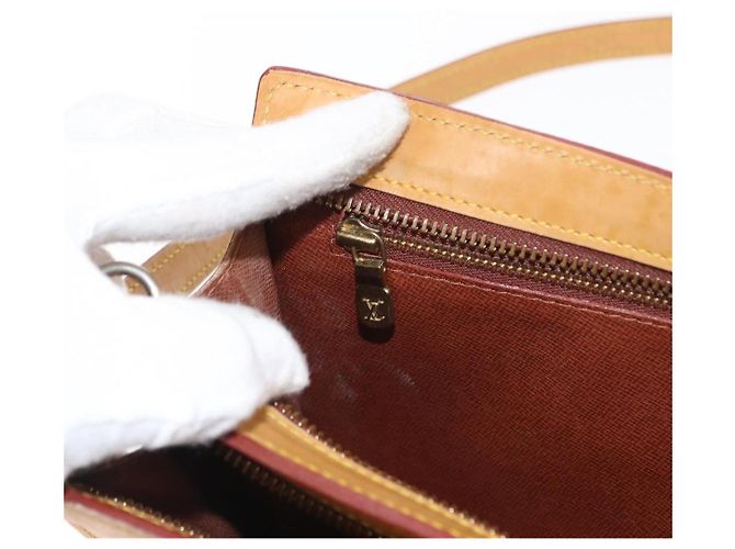 LOUIS VUITTON Borsa a Spalla Epi Angian Beige M52116 LV Auth 153996 - vista 24