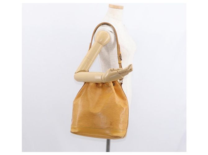 LOUIS VUITTON Bolsa de Hombro Epi Noe Tassili Amarillo M44009 LV Auth 152746 - vista 21